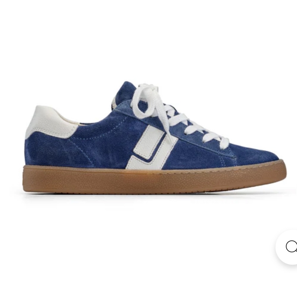 NWOB Paul Green Renner Sneakers